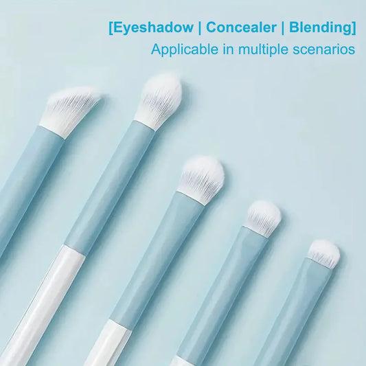 Complete Set of 12 Soft Bristled Makeup Brushes Portable Makeup Brushes Blush Loose Powder Eyeshadow Concealer Blending Tools
